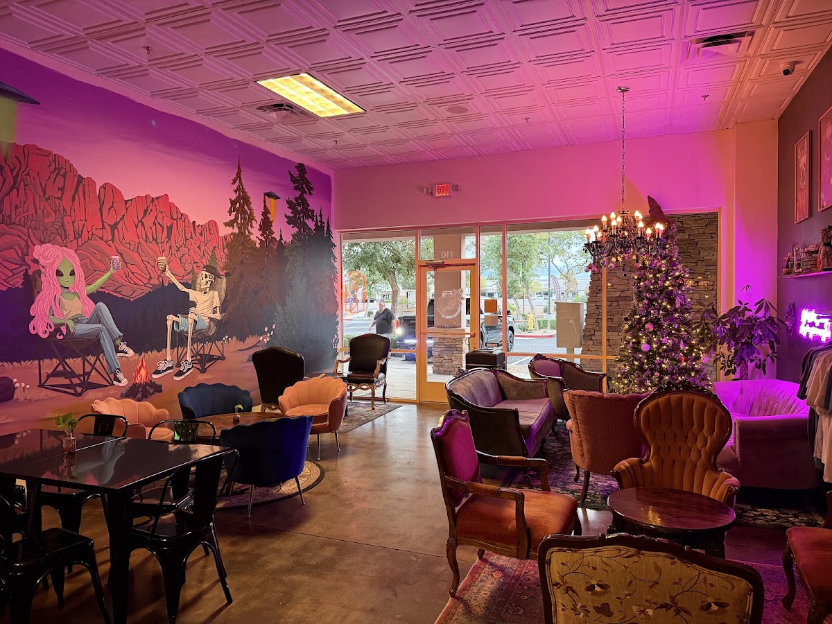 Wild Pine Coffee & Cocktails